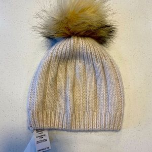 NWT Aritzia Cashmere Toque